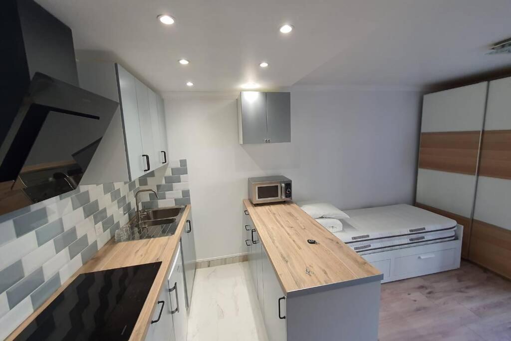 Rambouillet, Studio, Proche Gare Et Chateau Exterior foto